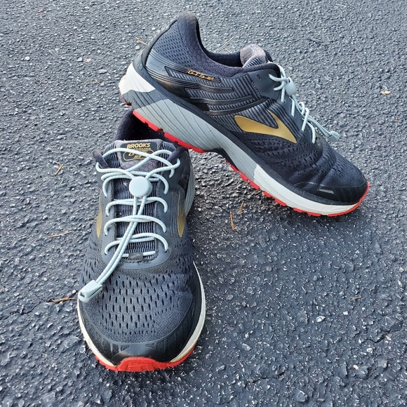 brooks adrenaline mens 9.5